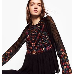 Zara Floral Embroidered Top